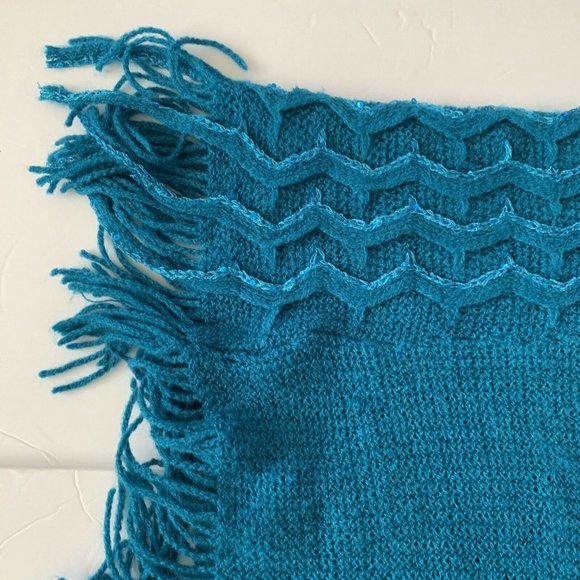 Women’s Beautiful Scarf Worn Once Teal Blue Fringe Sequins Soft GORGEOUS - Picture 6 of 6